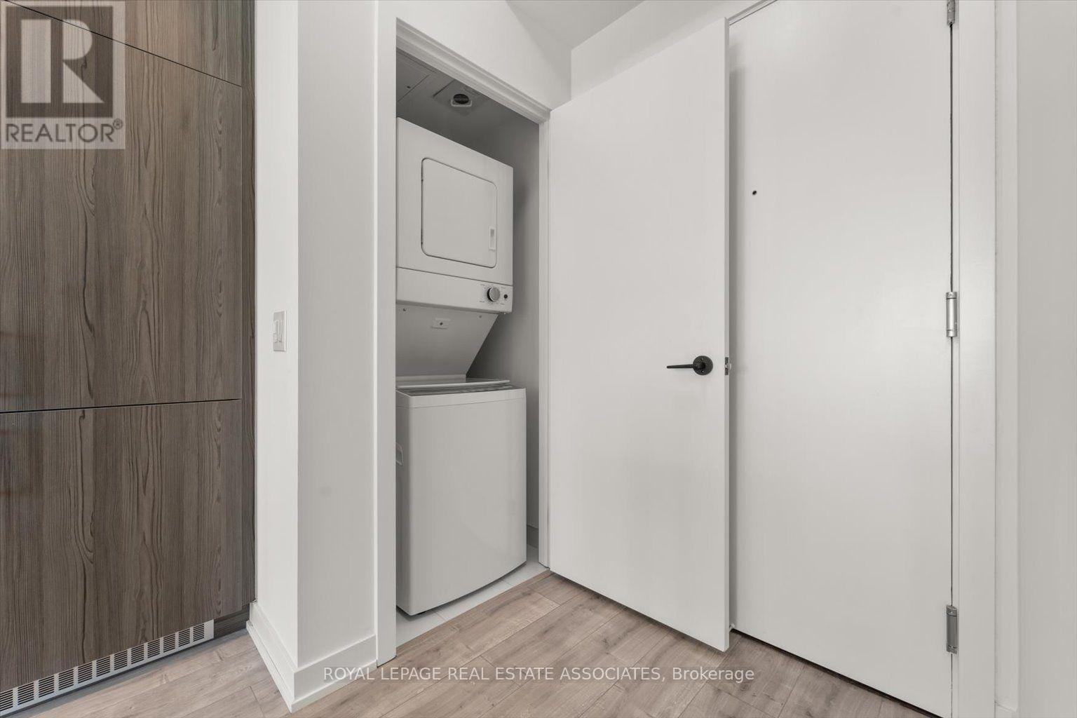 1309 - 220 Missinnihe Way, Mississauga, Ontario  L5H 0A9 - Photo 25 - W14124530