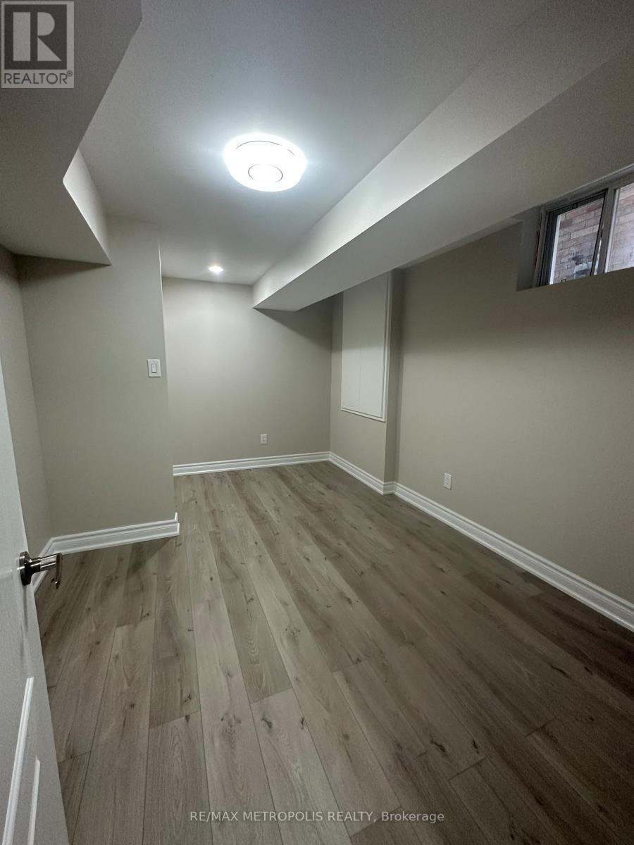 Bsmt - 12 Catchfly Crescent, Brampton, Ontario  L6P 2H8 - Photo 6 - W14124594