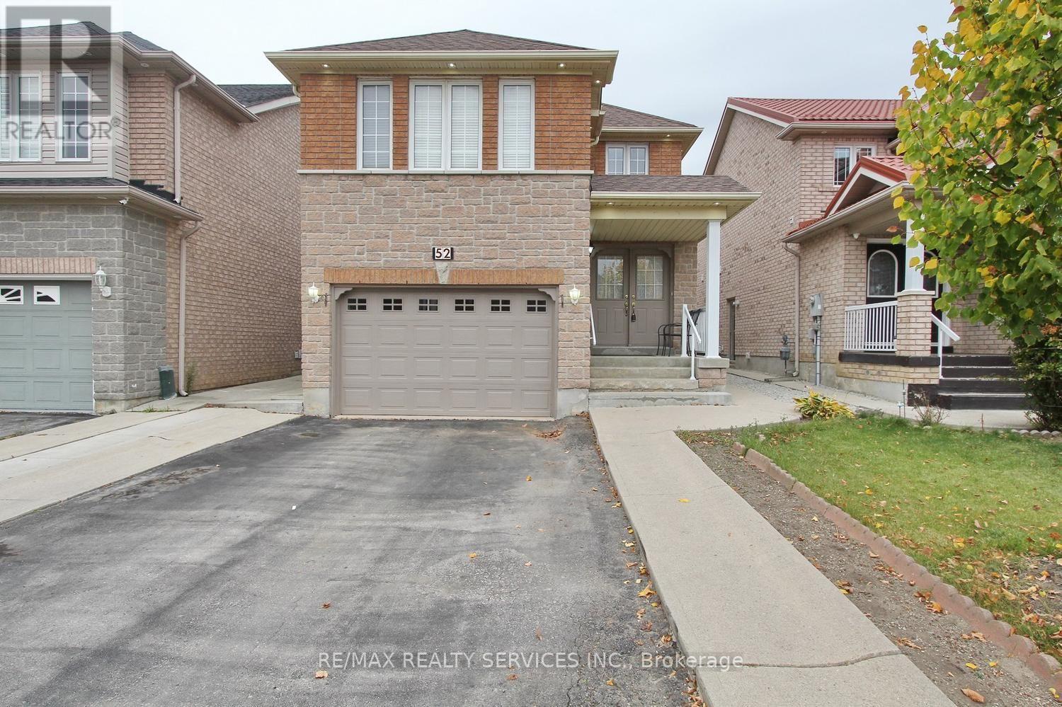 52 LENNON TRAIL, Brampton, Ontario