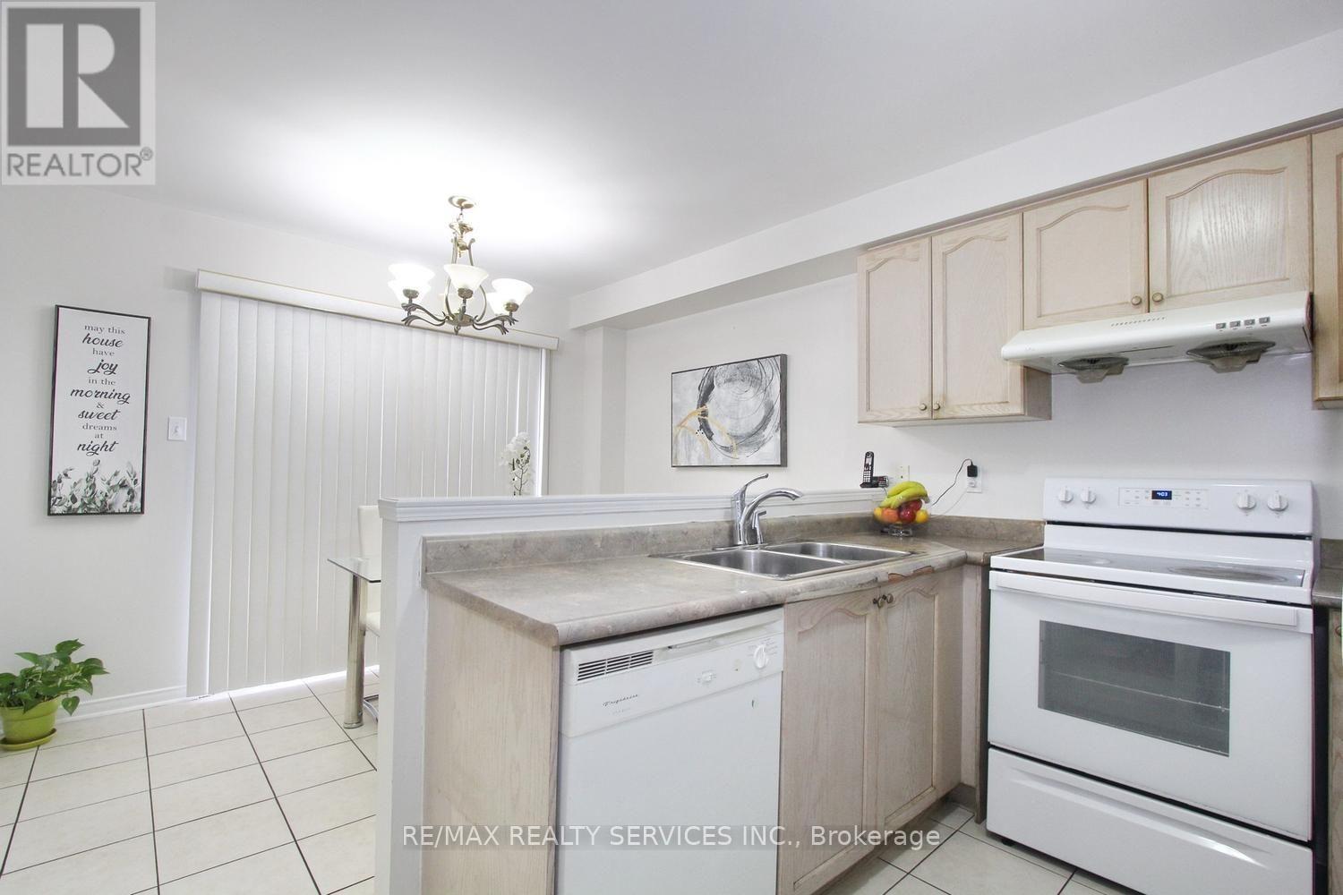 52 Lennon Trail, Brampton, Ontario  L6Y 5P7 - Photo 19 - W14124706