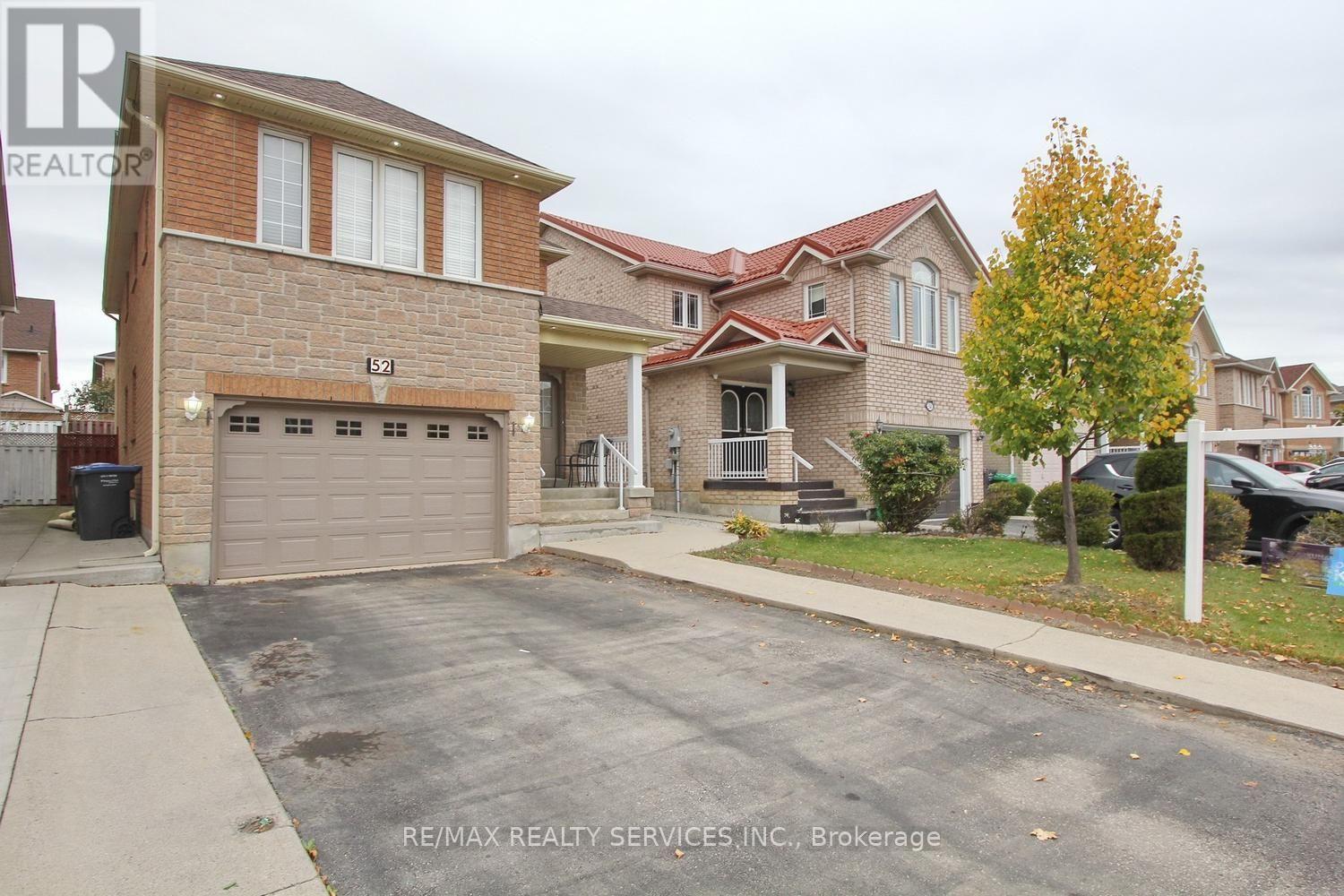 52 Lennon Trail, Brampton, Ontario  L6Y 5P7 - Photo 2 - W14124706