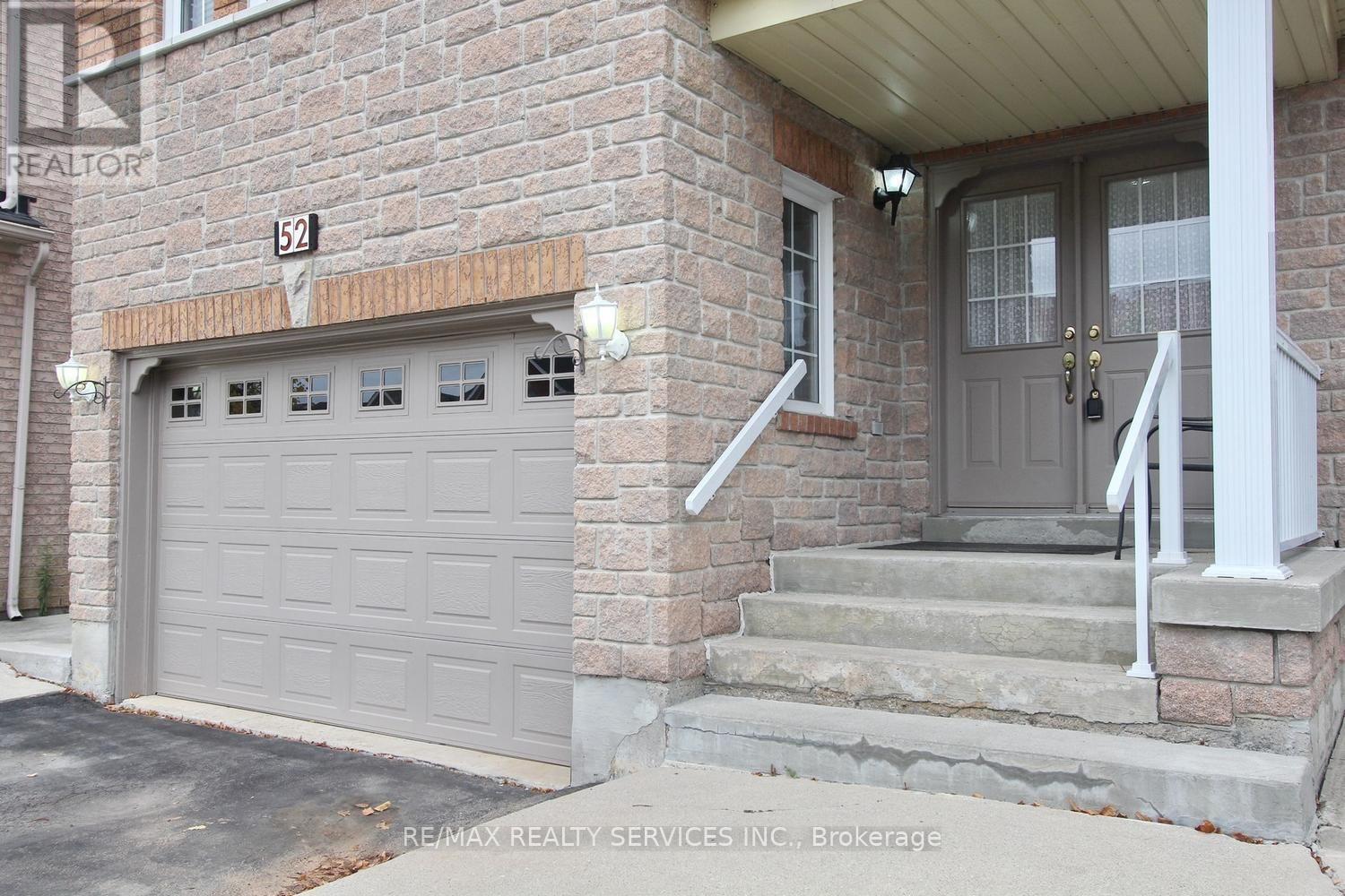 52 Lennon Trail, Brampton, Ontario  L6Y 5P7 - Photo 3 - W14124706
