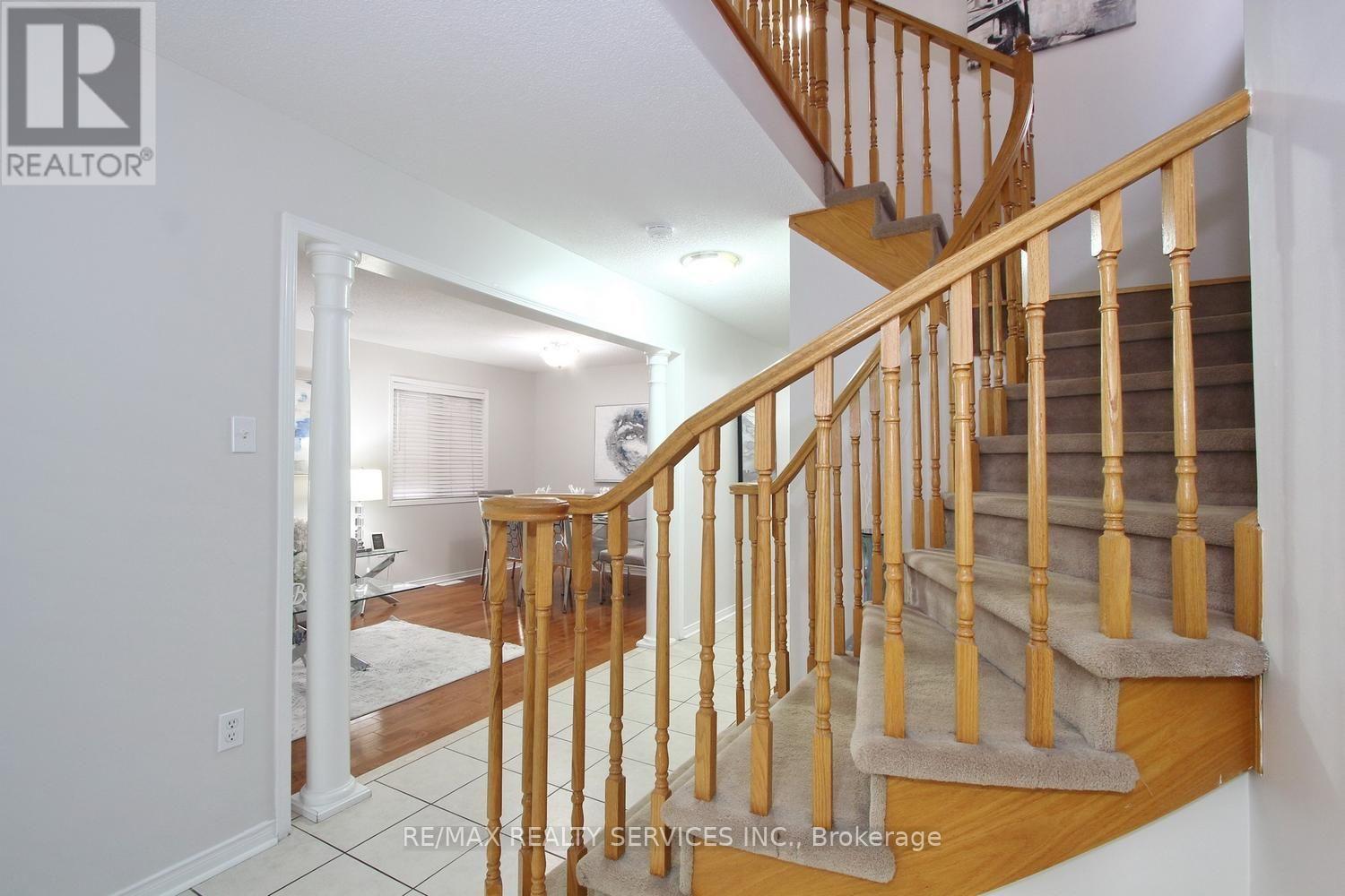52 Lennon Trail, Brampton, Ontario  L6Y 5P7 - Photo 9 - W14124706