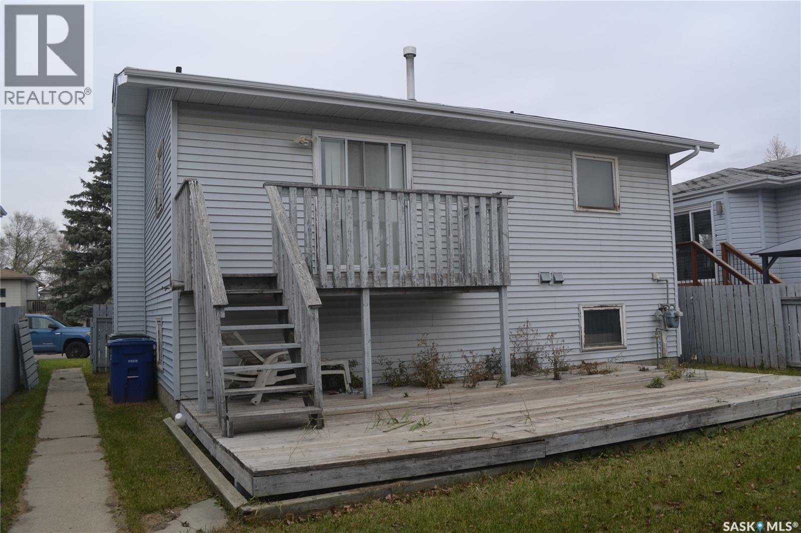 326 Carter Crescent, Saskatoon, Saskatchewan  S7L 7K4 - Photo 8 - SK052092