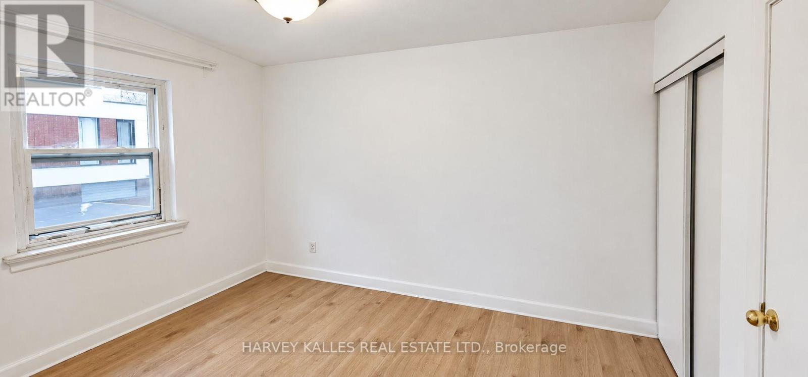 6 - 2905 St Clair Avenue E, Toronto, Ontario  M4B 1N5 - Photo 3 - E14124818