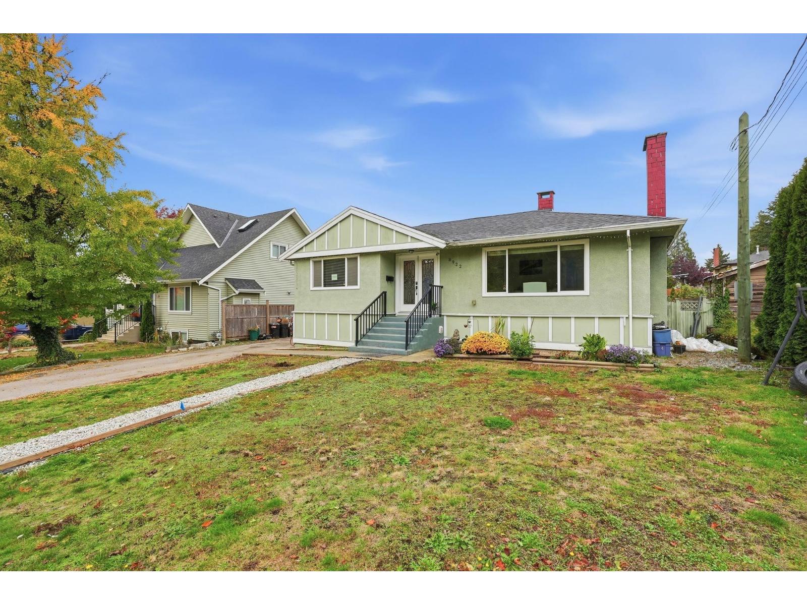 8922 Shepherd Way, Delta, British Columbia  V4C 4K1 - Photo 2 - R3179162