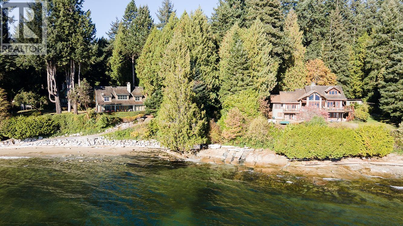 2909 Latimer Road, Roberts Creek, British Columbia  V0N 2W4 - Photo 5 - R3179169