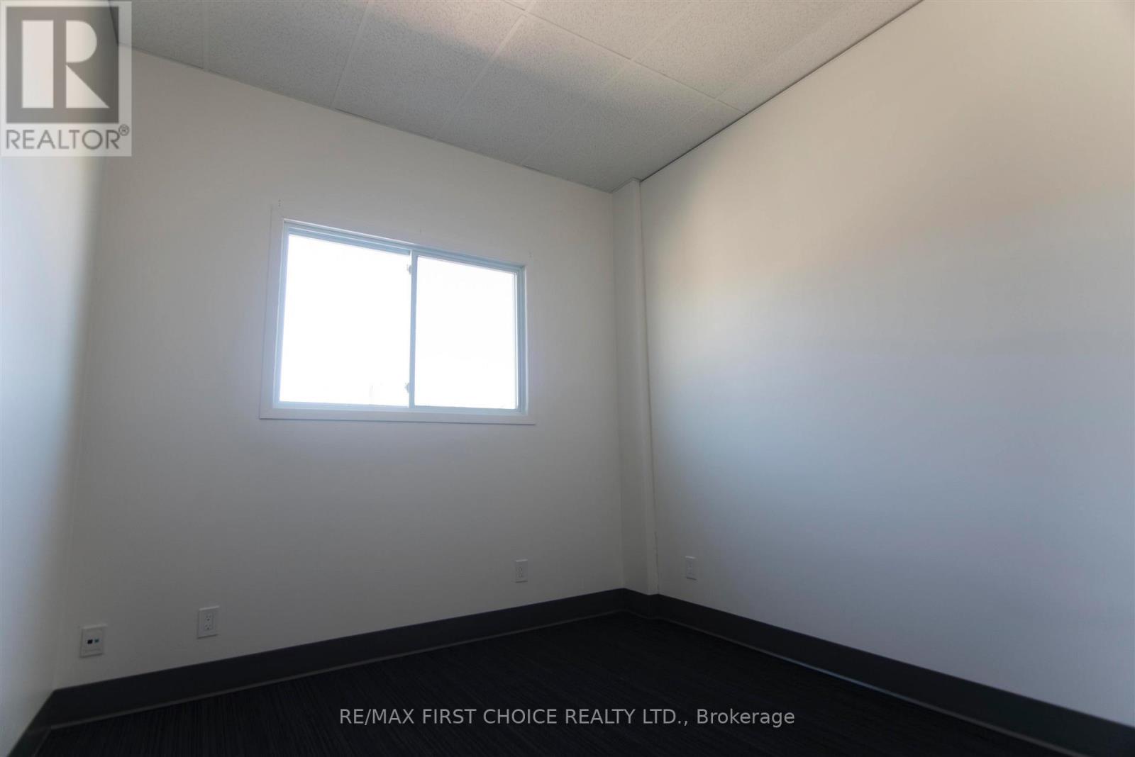 240 Syndicate Avenue S, Thunder Bay, Ontario  P7E 1C8 - Photo 12 - X14124942