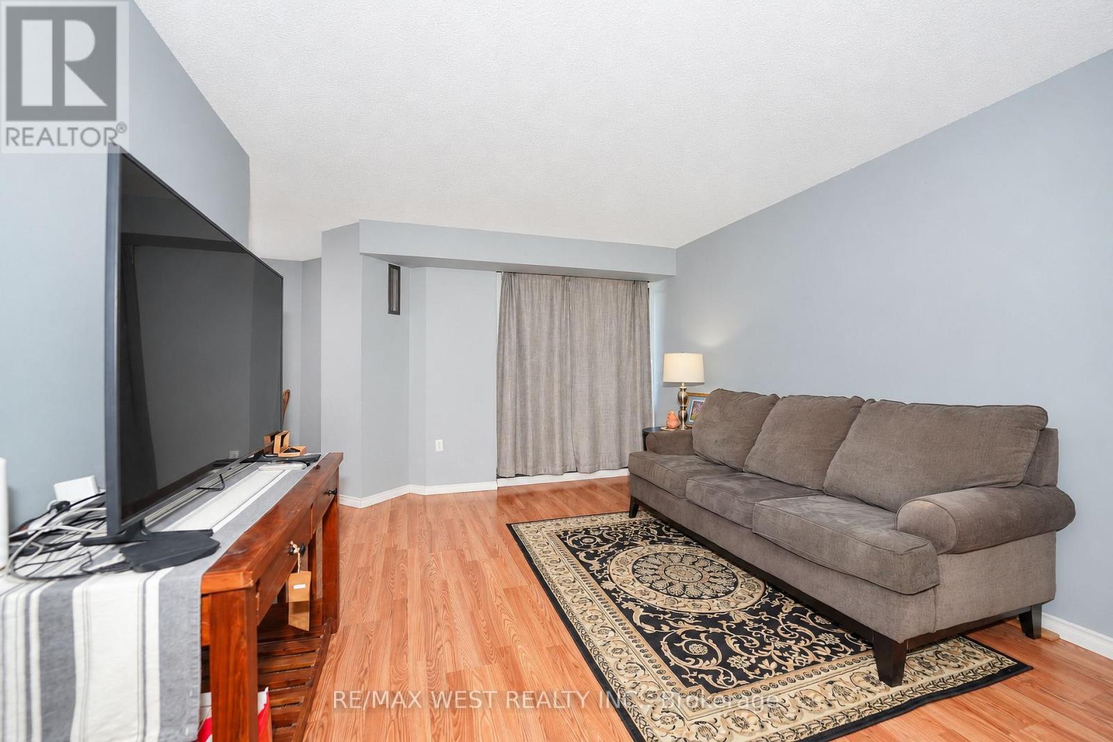 221c - 4064 Lawrence Avenue E, Toronto, Ontario  M1E 4V6 - Photo 3 - E14124900