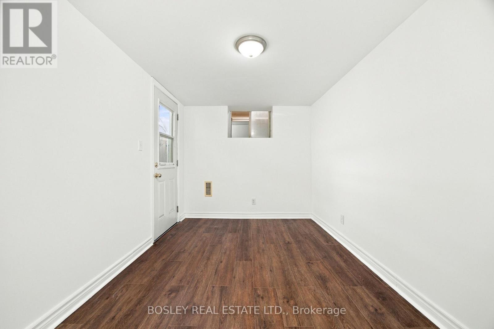 114 Rhodes Avenue, Toronto, Ontario  M4L 3A1 - Photo 21 - E14125090