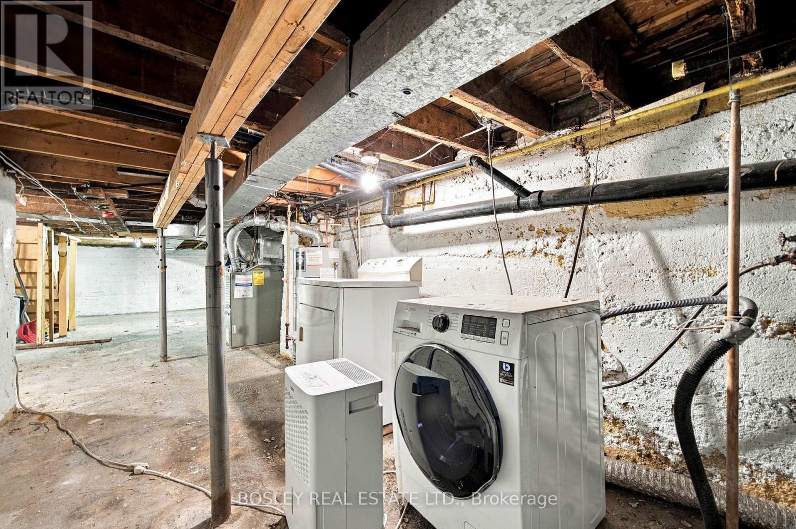 114 Rhodes Avenue, Toronto, Ontario  M4L 3A1 - Photo 34 - E14125090