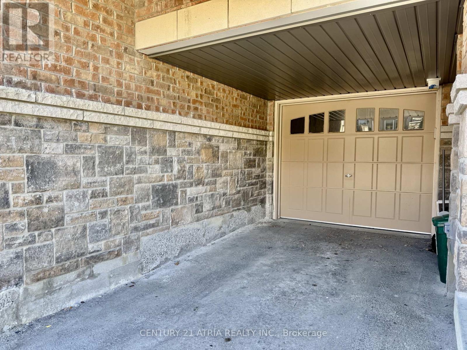 18 Mcgrath Avenue, Richmond Hill, Ontario  L4S 0K5 - Photo 3 - N14124896