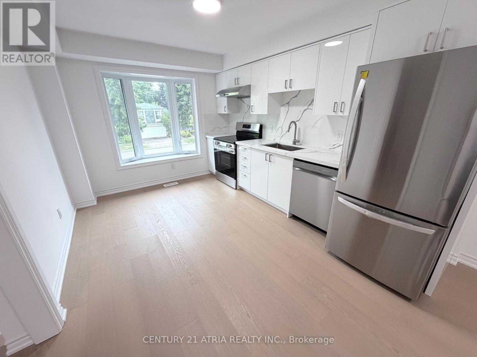 5 - 11 Plaisance Road, Richmond Hill (North Richvale), Ontario  L4C 5H1 - Photo 5 - N14124898