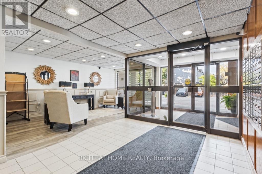201 - 88 Tollgate Road, Brantford, Ontario  N3R 7R5 - Photo 4 - X14125008