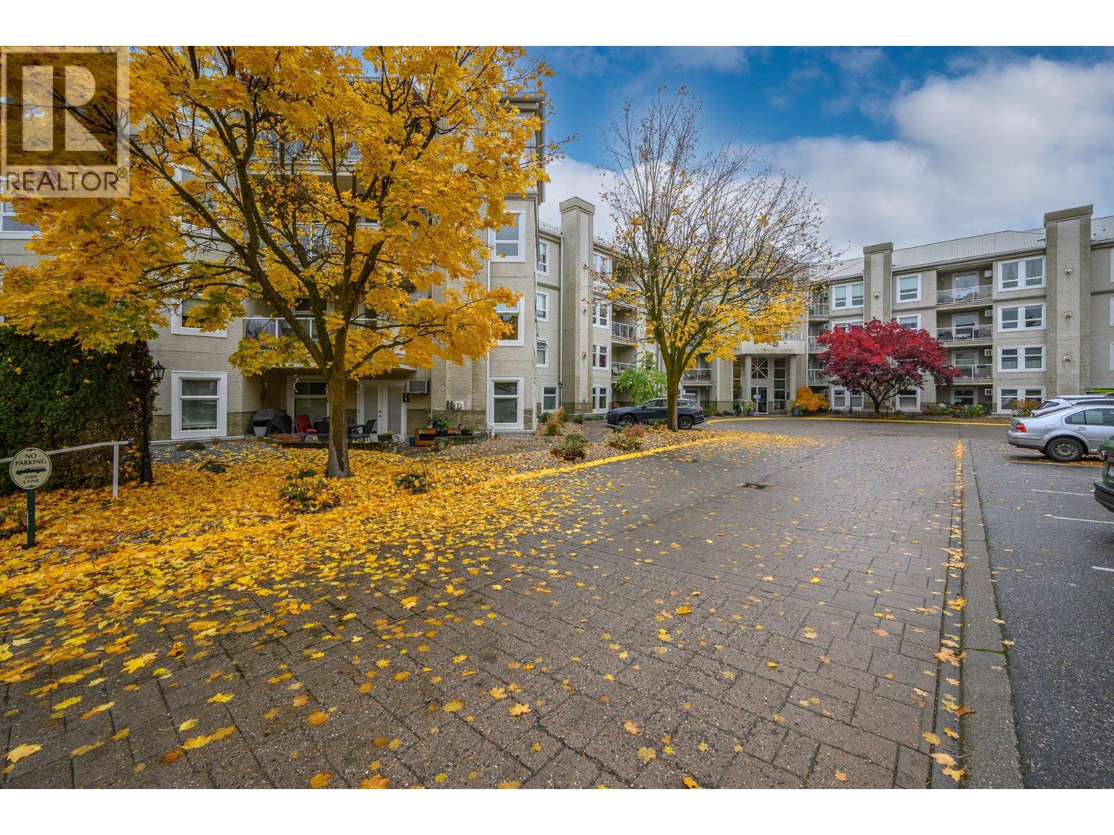 3300 Centennial Drive Unit# 404, Vernon, British Columbia  V1T 9M5 - Photo 2 - 10404422