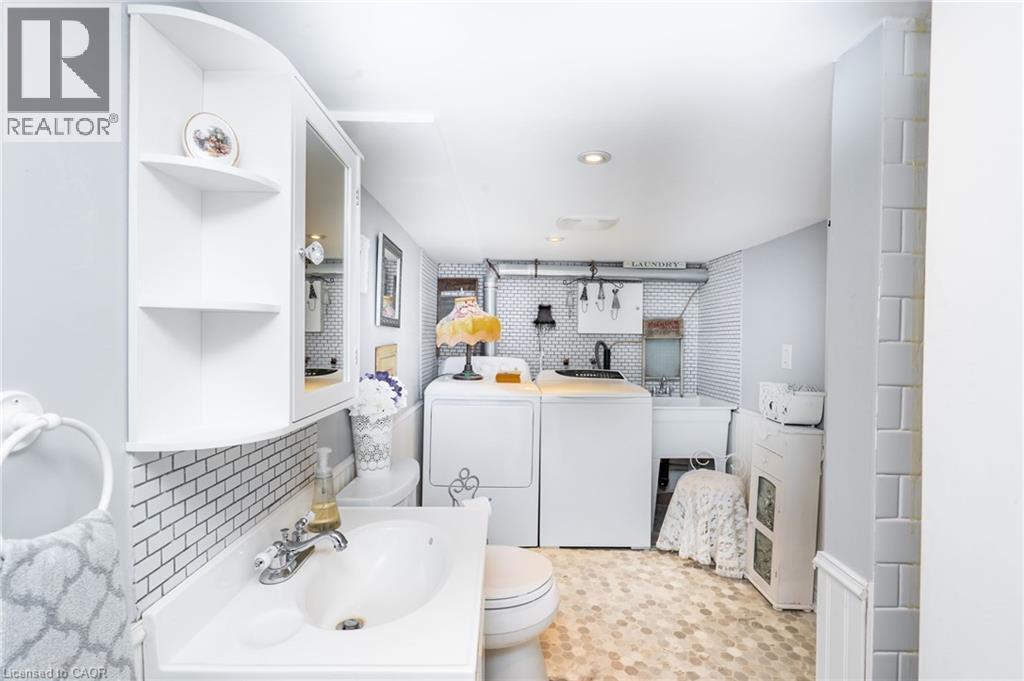 253 Bartlett Avenue, Toronto, Ontario  M6H 3G3 - Photo 30 - 40873967
