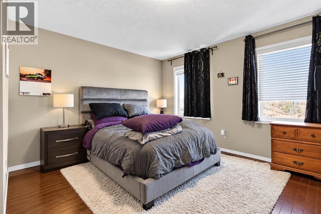 16 Citadel Meadow Gardens NW