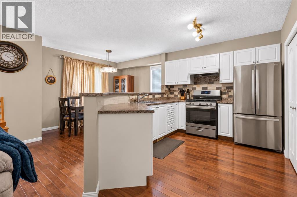 16 Citadel Meadow Gardens NW