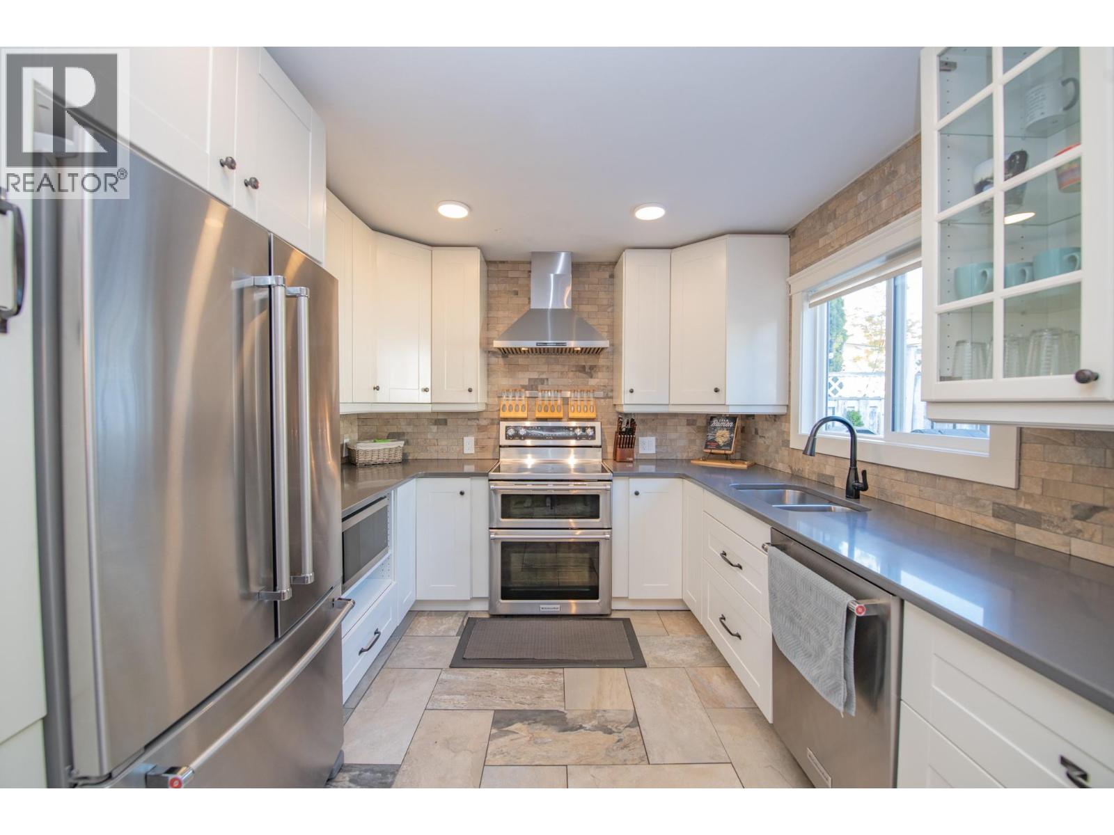 6711 Herry Road, Vernon, British Columbia  V1B 3T4 - Photo 19 - 10404681