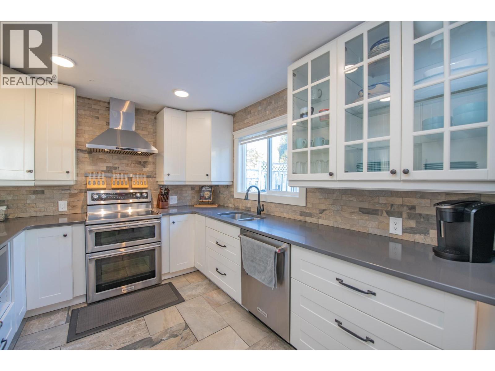 6711 Herry Road, Vernon, British Columbia  V1B 3T4 - Photo 20 - 10404681