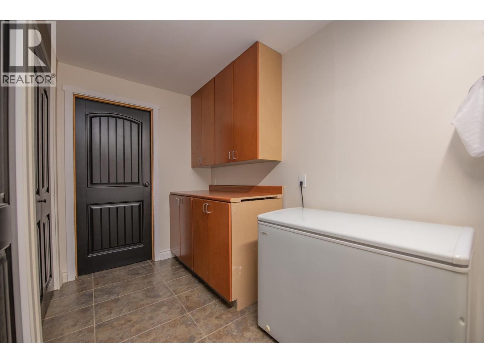 6711 Herry Road, Vernon, British Columbia  V1B 3T4 - Photo 43 - 10404681