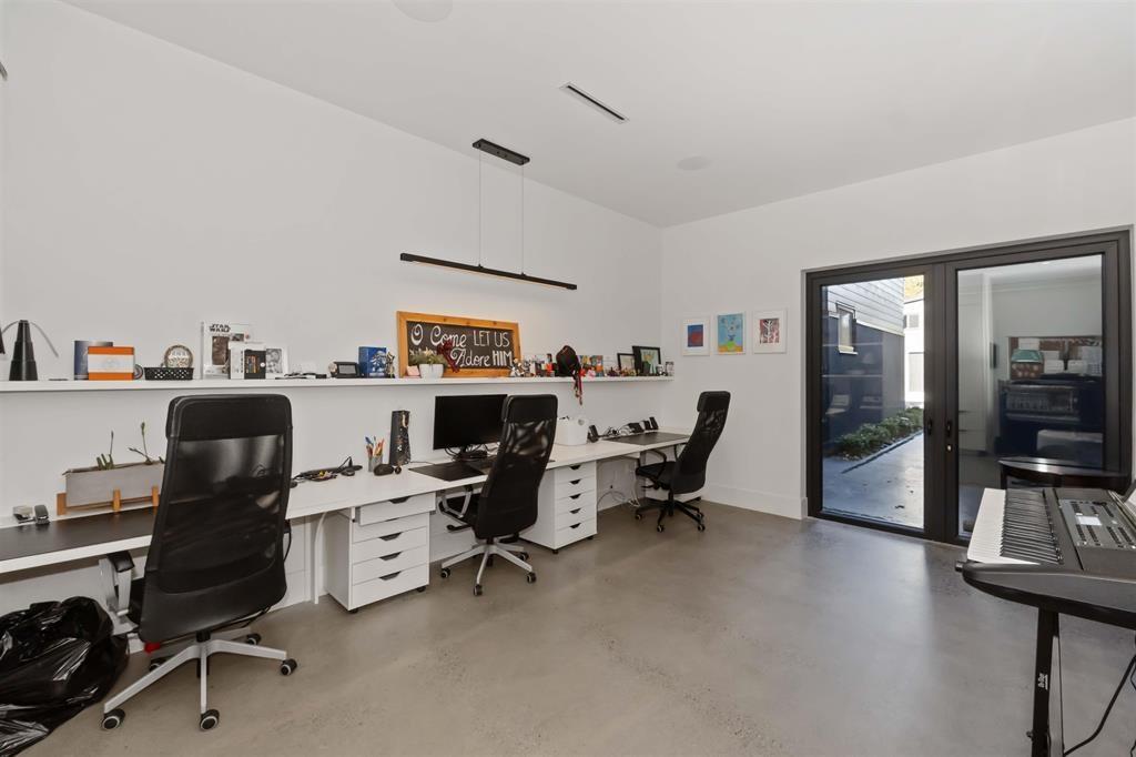 24095 53 AVENUE