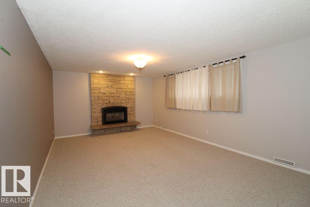 779 Lee Ridge Rd NW, Edmonton, Alberta  T6K 0P6 - Photo 27 - E4514539