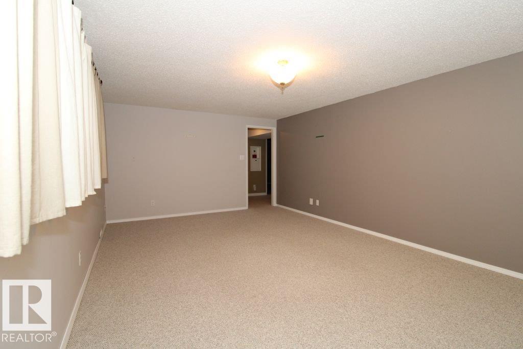 779 Lee Ridge Rd NW, Edmonton, Alberta  T6K 0P6 - Photo 29 - E4514539