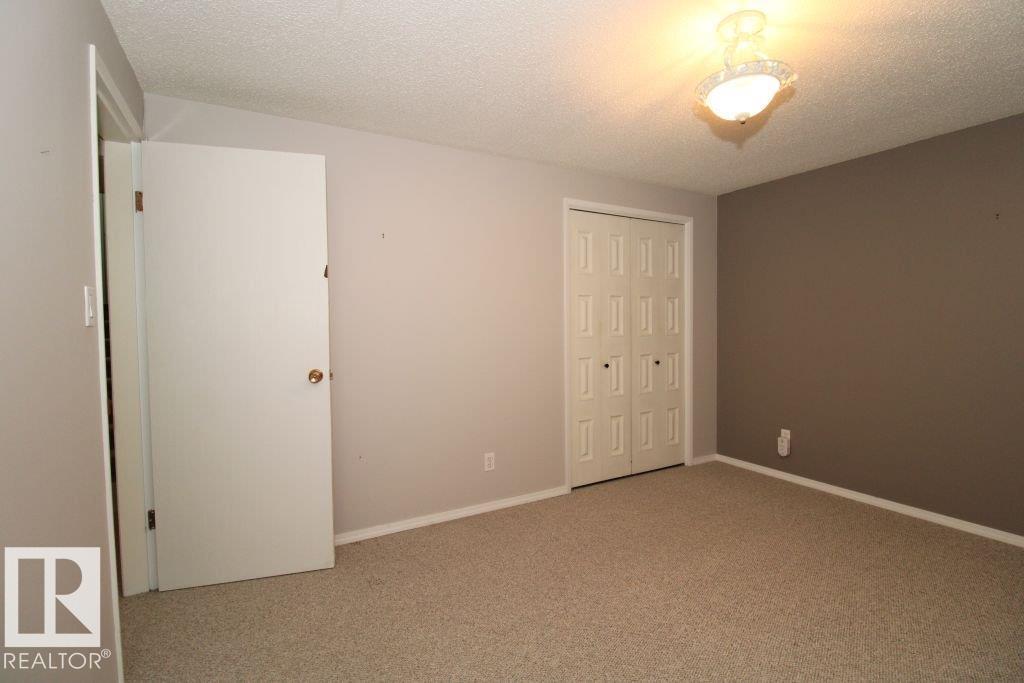 779 Lee Ridge Rd NW, Edmonton, Alberta  T6K 0P6 - Photo 34 - E4514539