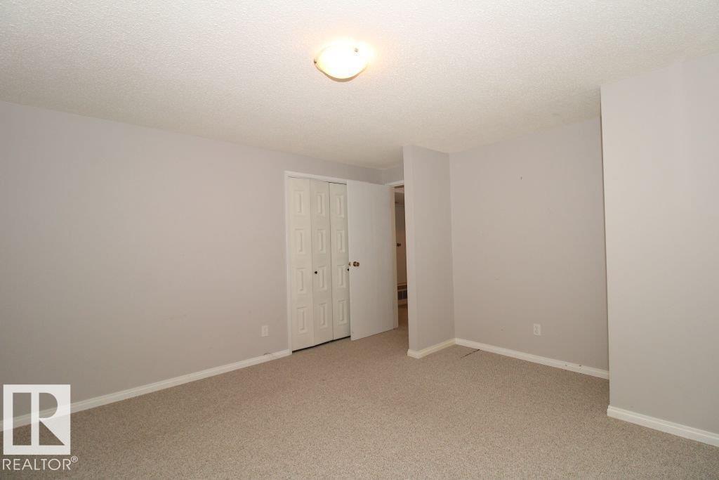 779 Lee Ridge Rd NW, Edmonton, Alberta  T6K 0P6 - Photo 37 - E4514539