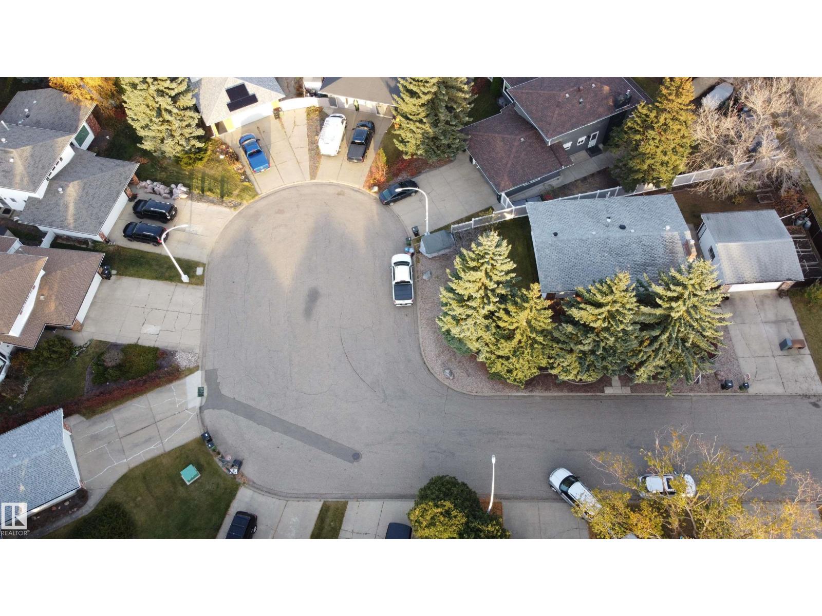 779 Lee Ridge Rd NW, Edmonton, Alberta  T6K 0P6 - Photo 9 - E4514539
