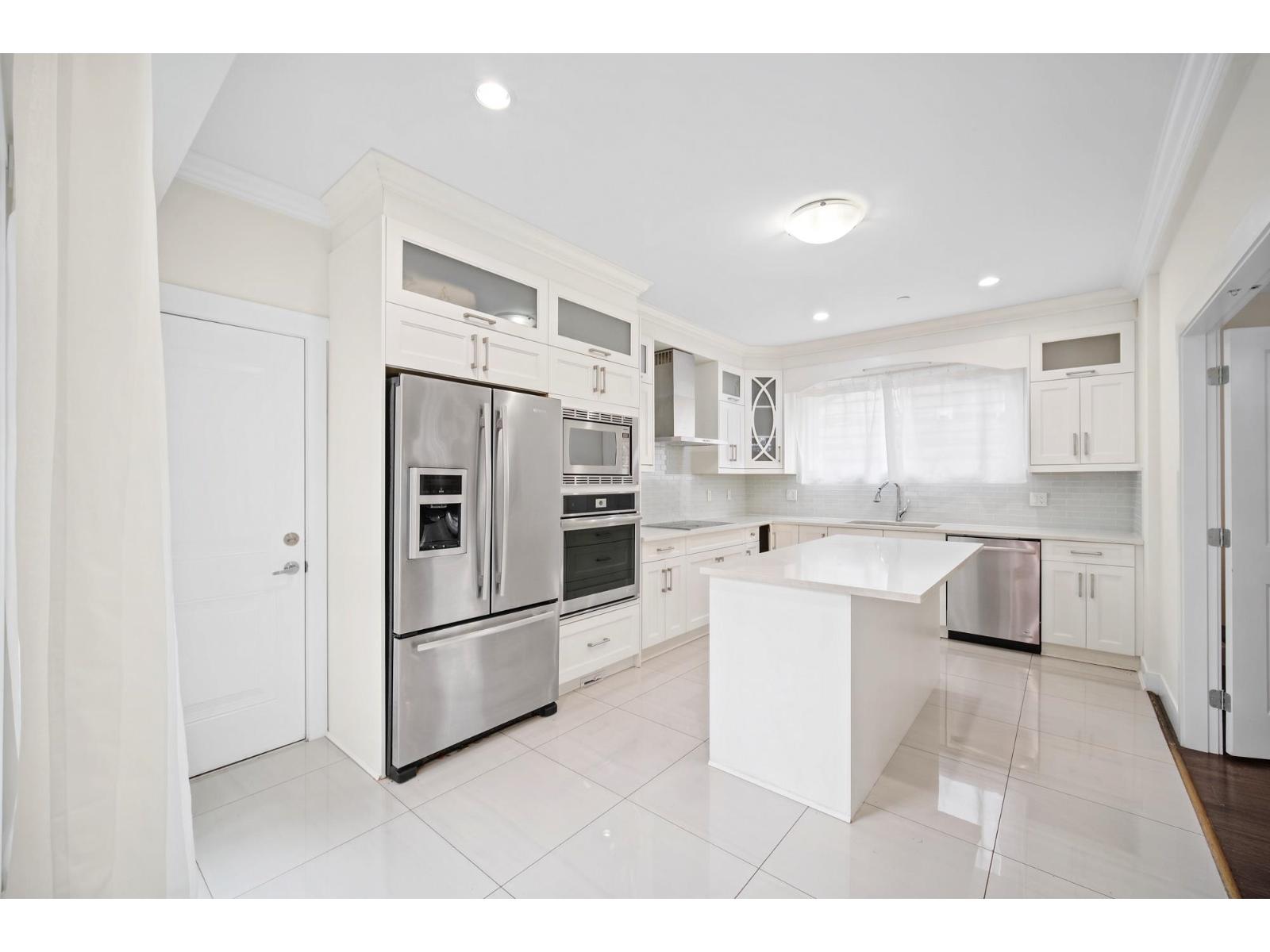 13766 North Bluff Road, White Rock, British Columbia  V4B 3B9 - Photo 35 - R3178888