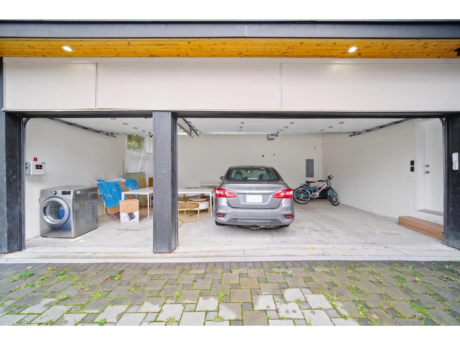 13766 North Bluff Road, White Rock, British Columbia  V4B 3B9 - Photo 33 - R3178888