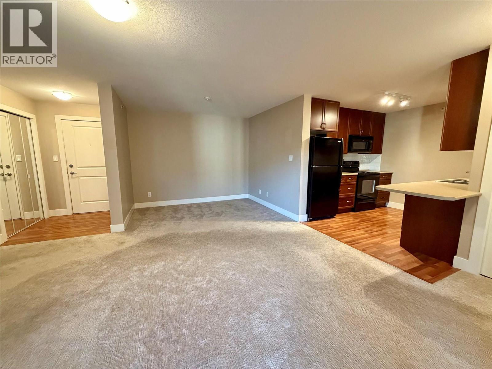 246 Hastings Avenue Unit# 402, Penticton, British Columbia  V2A 2V6 - Photo 8 - 10404408