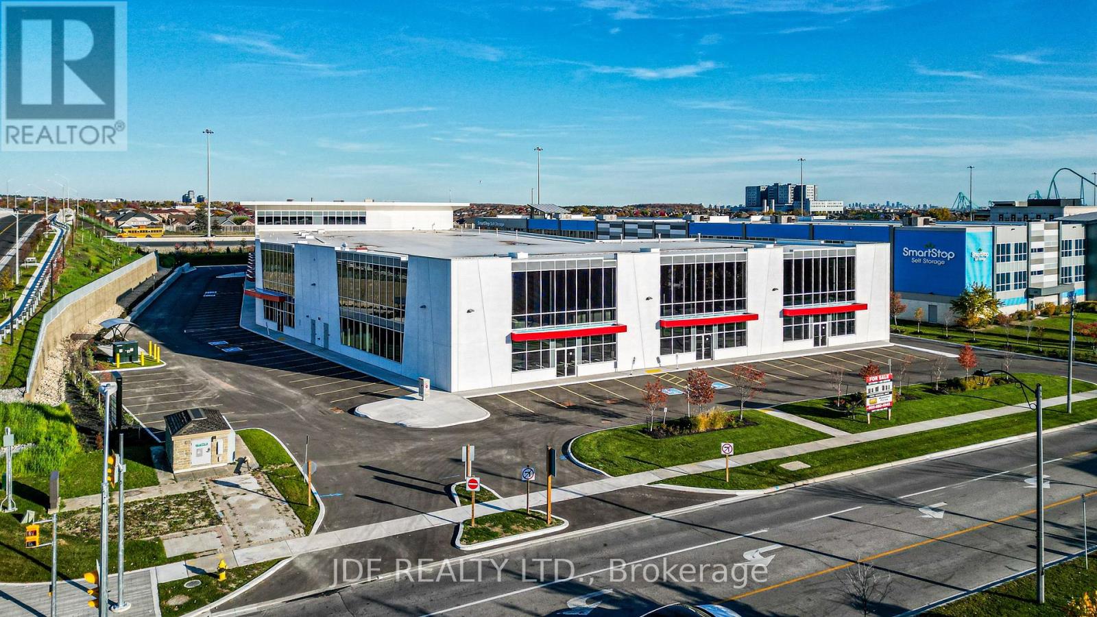 6 - 435 Cityview Boulevard, Vaughan, Ontario  L4H 3M3 - Photo 2 - N13008210