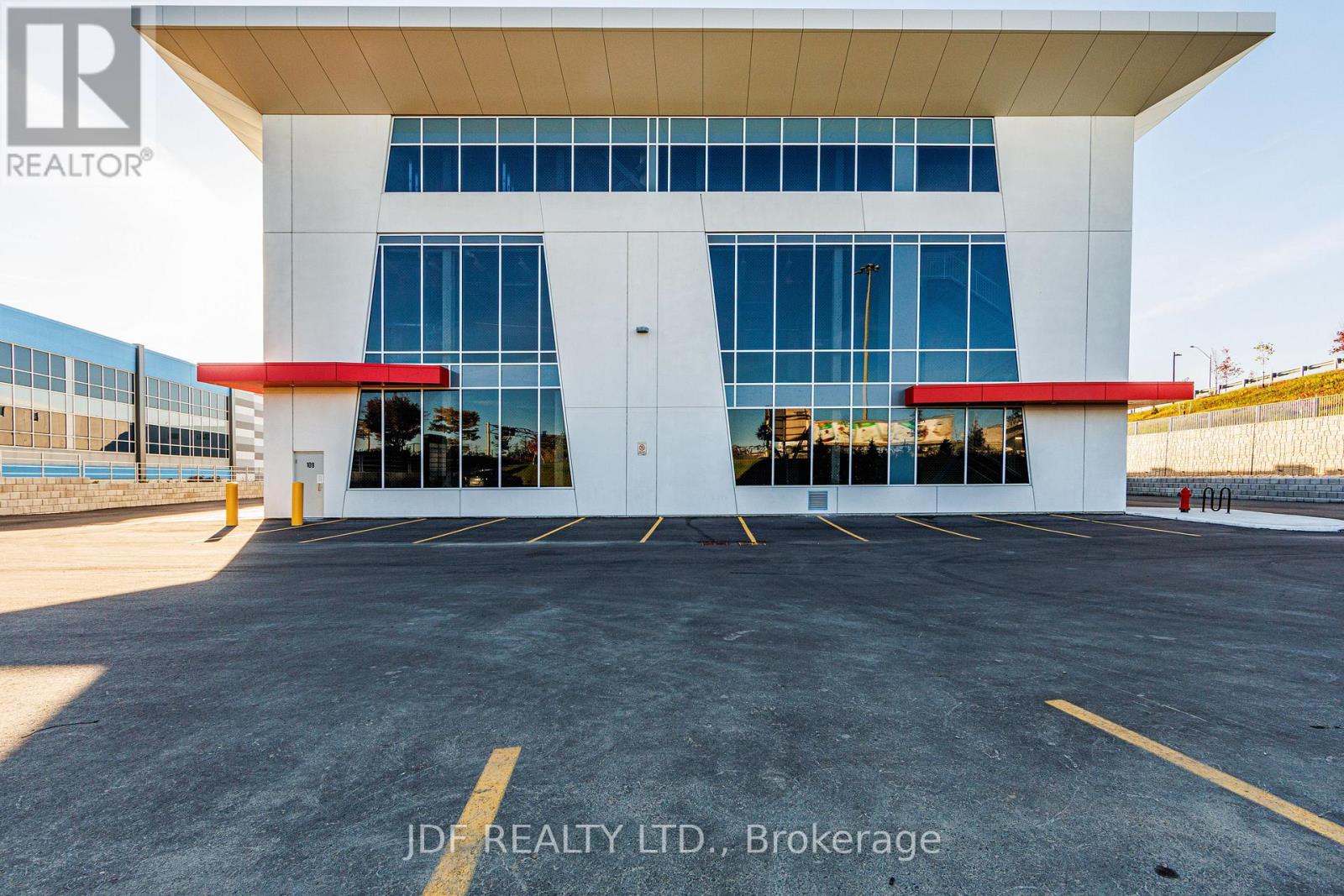 6 - 435 Cityview Boulevard, Vaughan, Ontario  L4H 3M3 - Photo 6 - N13008210