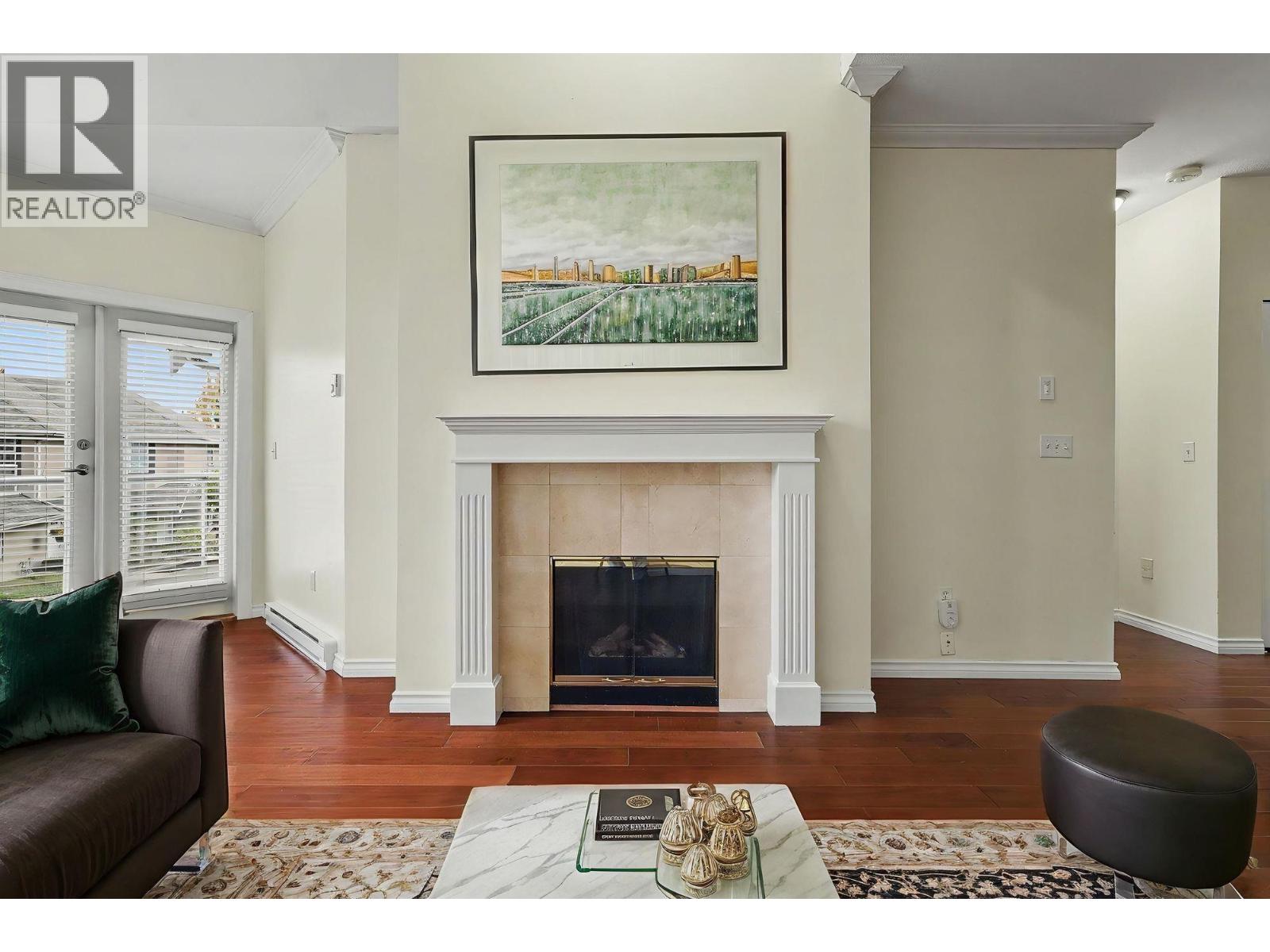 202 25 Richmond Street, New Westminster, British Columbia  V3L 4P9 - Photo 3 - R3179230