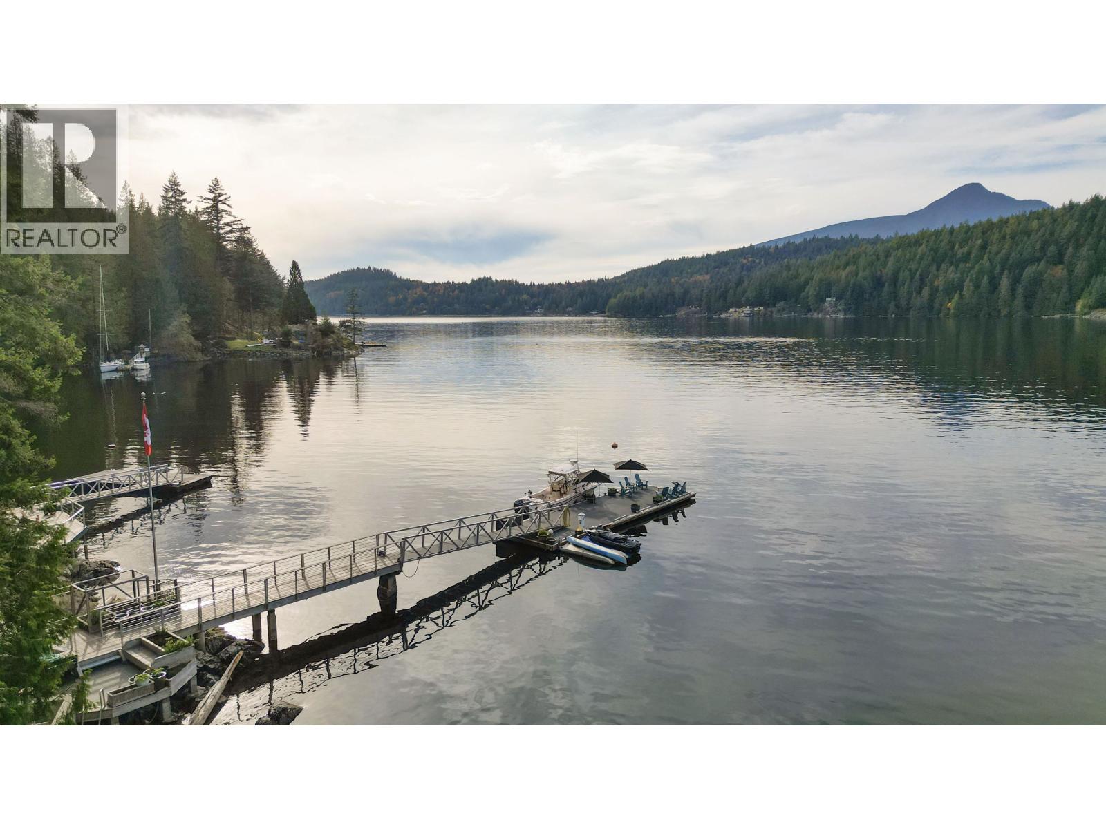 1079 Center Bay Road, Gambier Island, British Columbia  V0N 1V0 - Photo 2 - R3179199