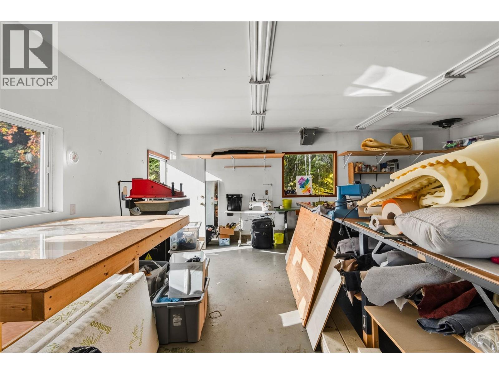 5657 Longbeach Road, Nelson, British Columbia  V1L 6N9 - Photo 49 - 10404628