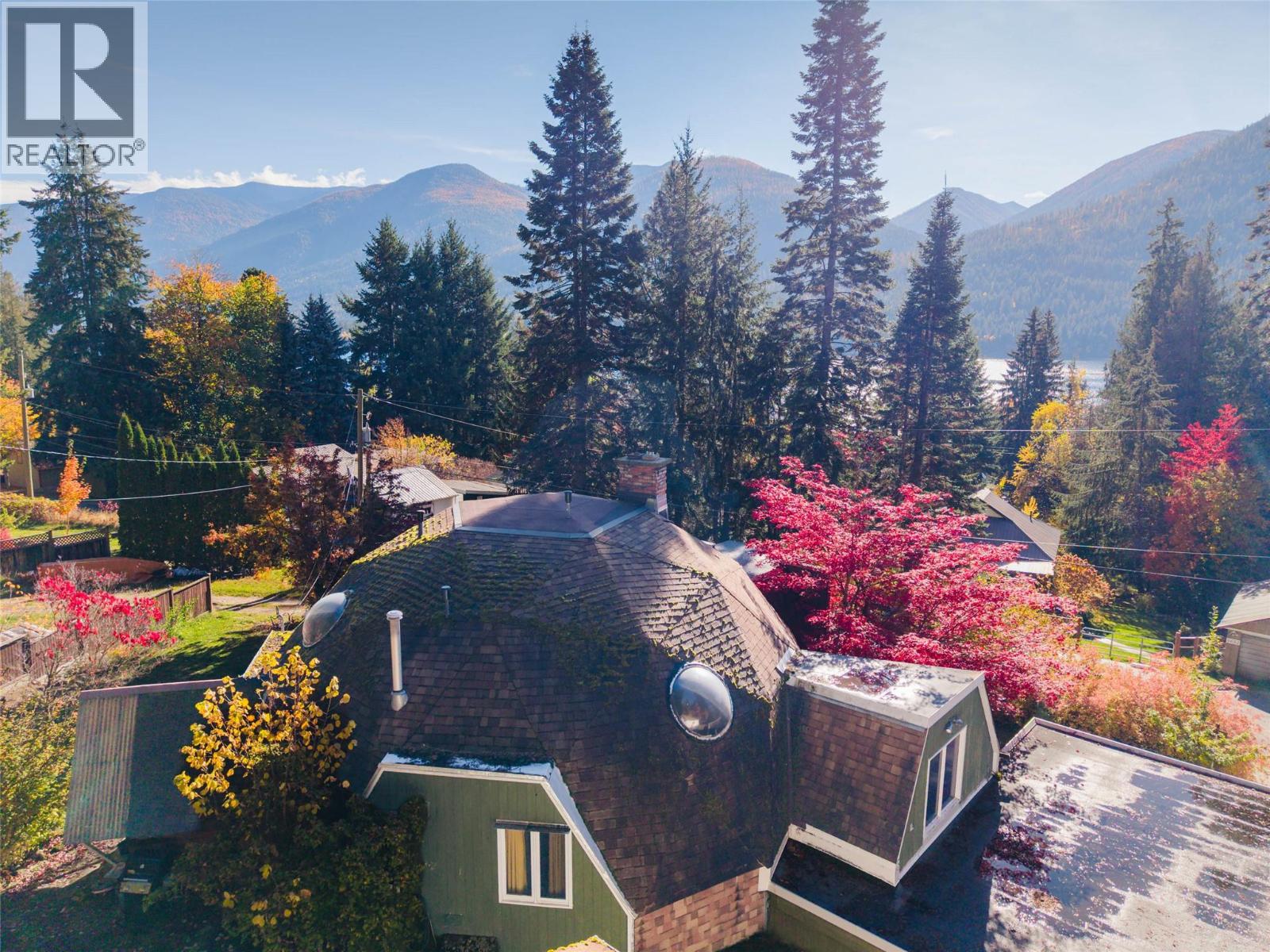5657 Longbeach Road, Nelson, British Columbia  V1L 6N9 - Photo 85 - 10404628