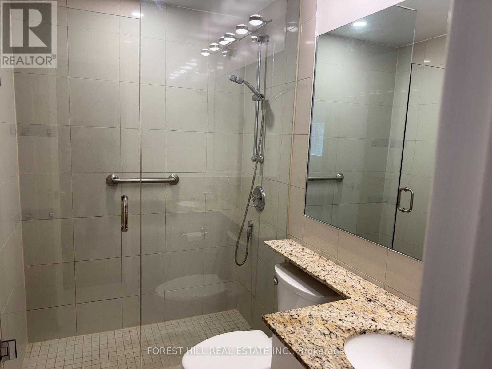 305 - 561 Avenue Road, Toronto (Yonge-St. Clair), Ontario  M4V 2J8 - Photo 10 - C14125122
