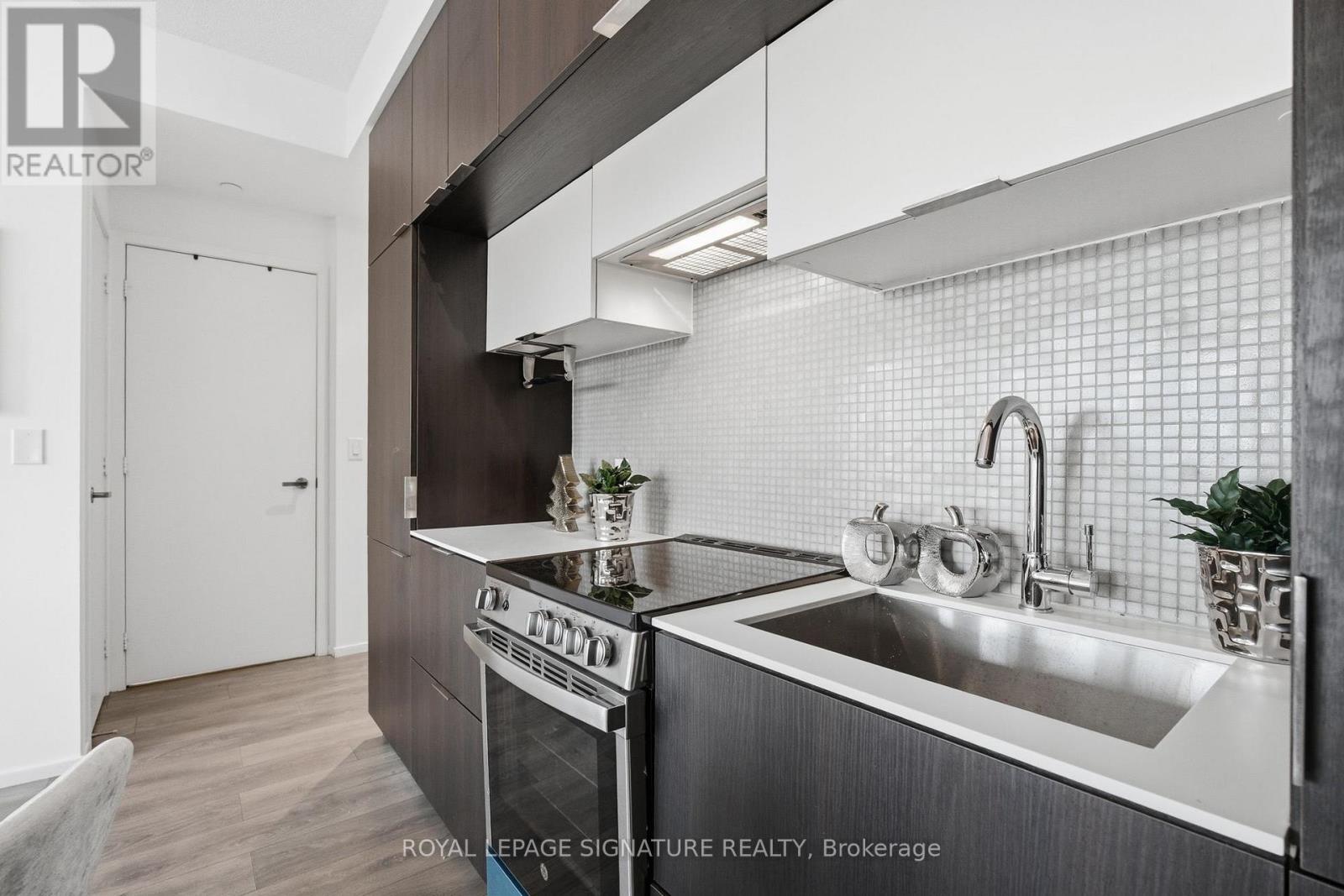 1607 - 159 Dundas Street E, Toronto, Ontario  M5B 0A9 - Photo 8 - C14125234