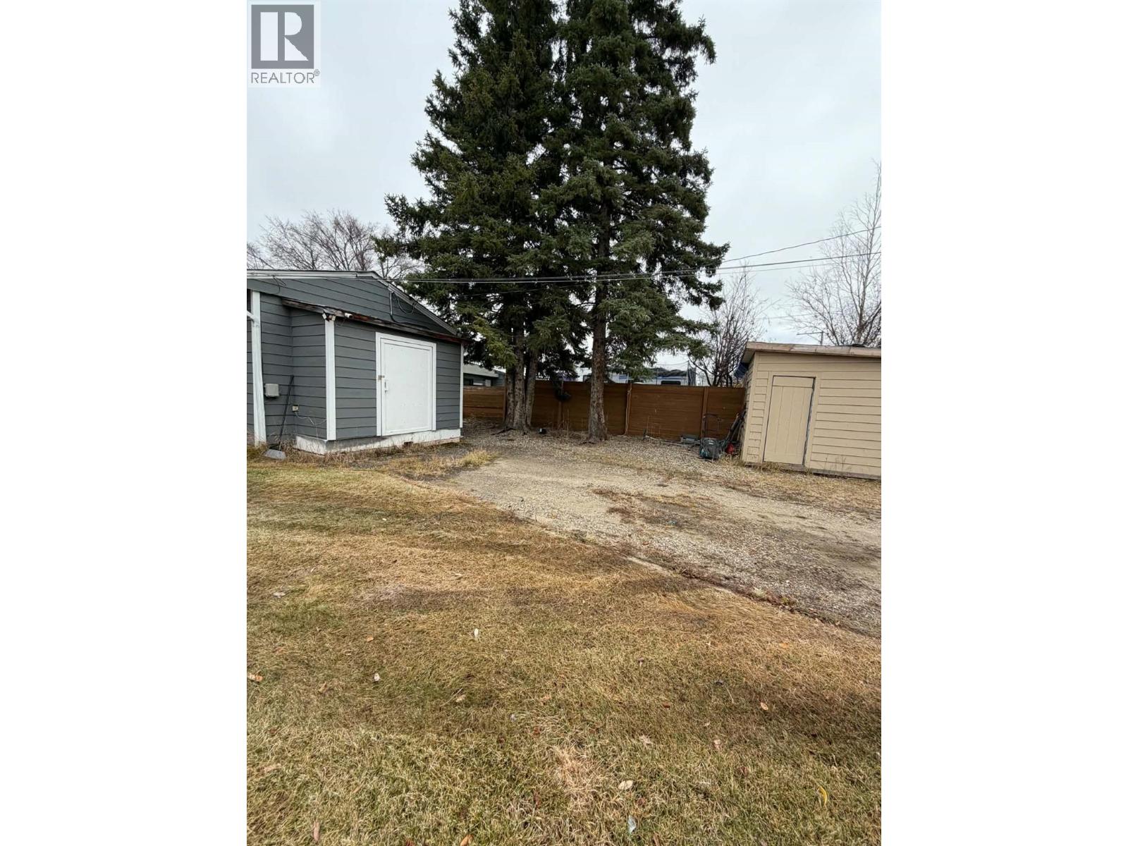 869 106 Avenue, Dawson Creek, British Columbia  V1G 2N6 - Photo 29 - 10404632