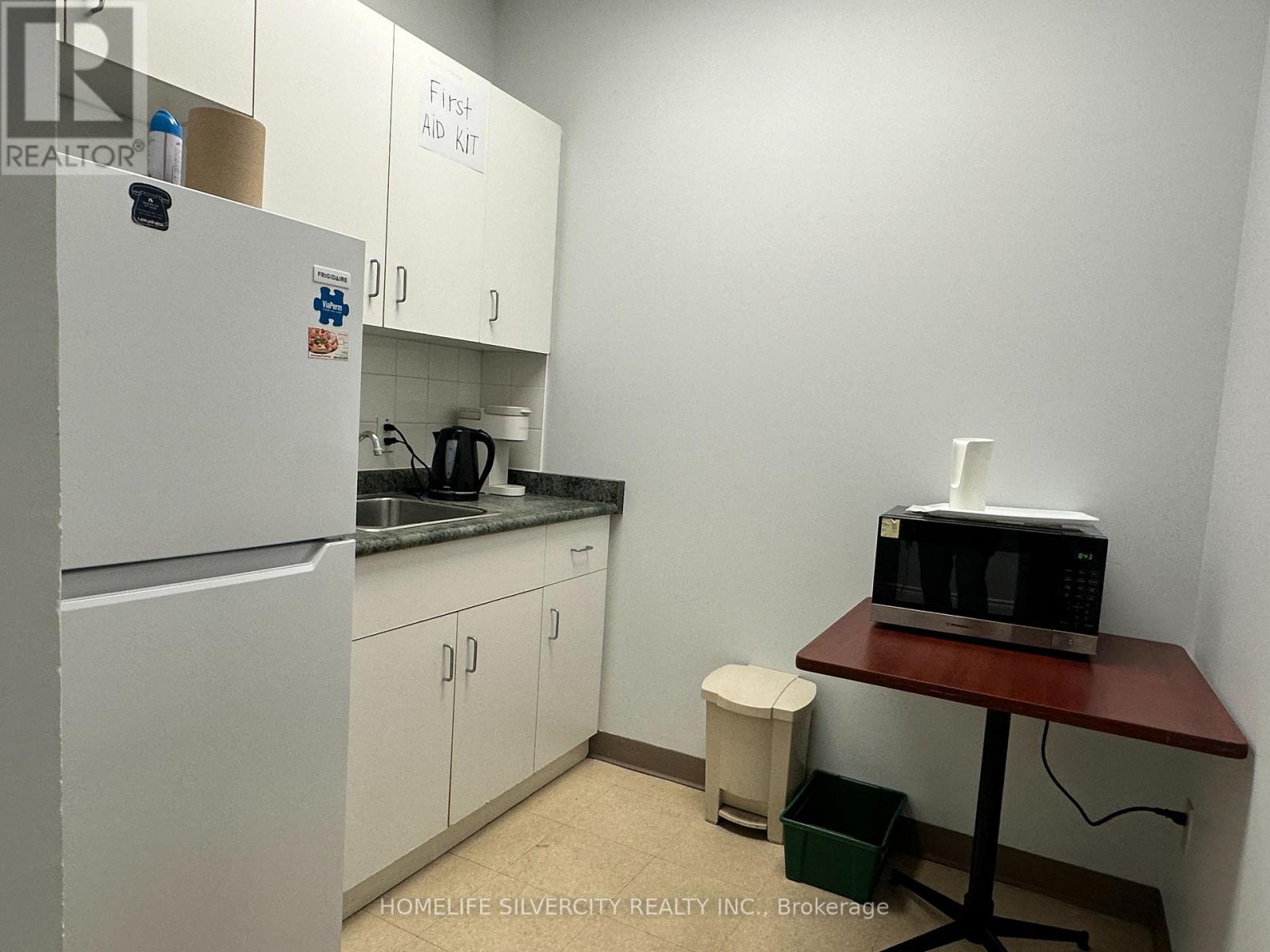 5170 Dixie Road, Mississauga, Ontario  L4W 1E3 - Photo 20 - W14125146