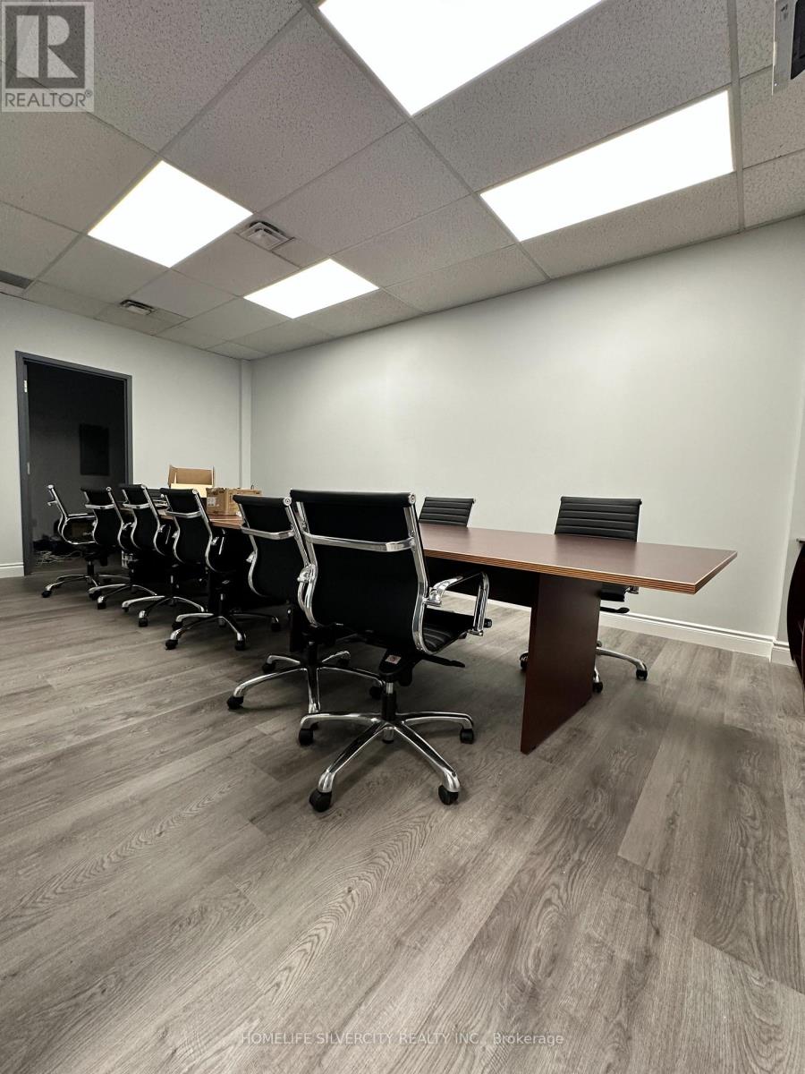 5170 Dixie Road, Mississauga, Ontario  L4W 1E3 - Photo 23 - W14125146