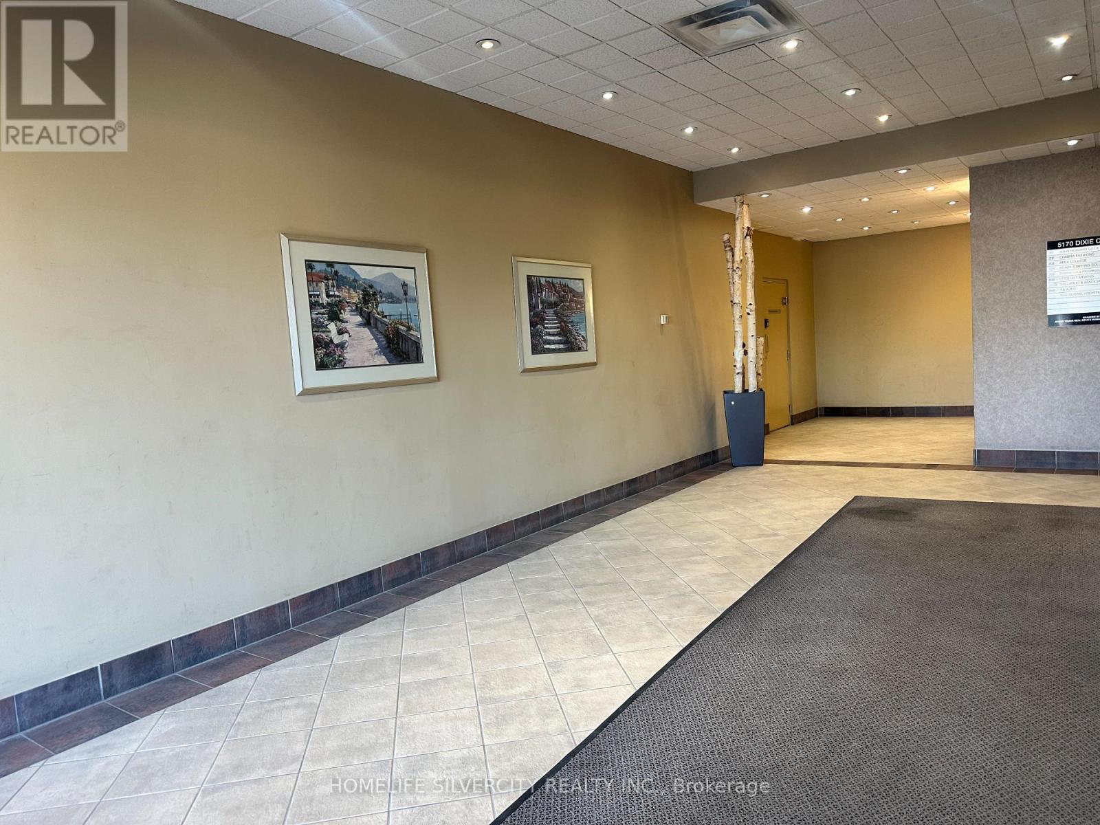 5170 Dixie Road, Mississauga, Ontario  L4W 1E3 - Photo 5 - W14125146