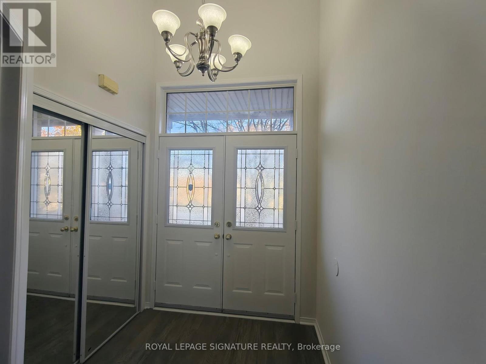 6602 Opera Glass Crescent, Mississauga, Ontario  L5W 1R8 - Photo 4 - W14125172