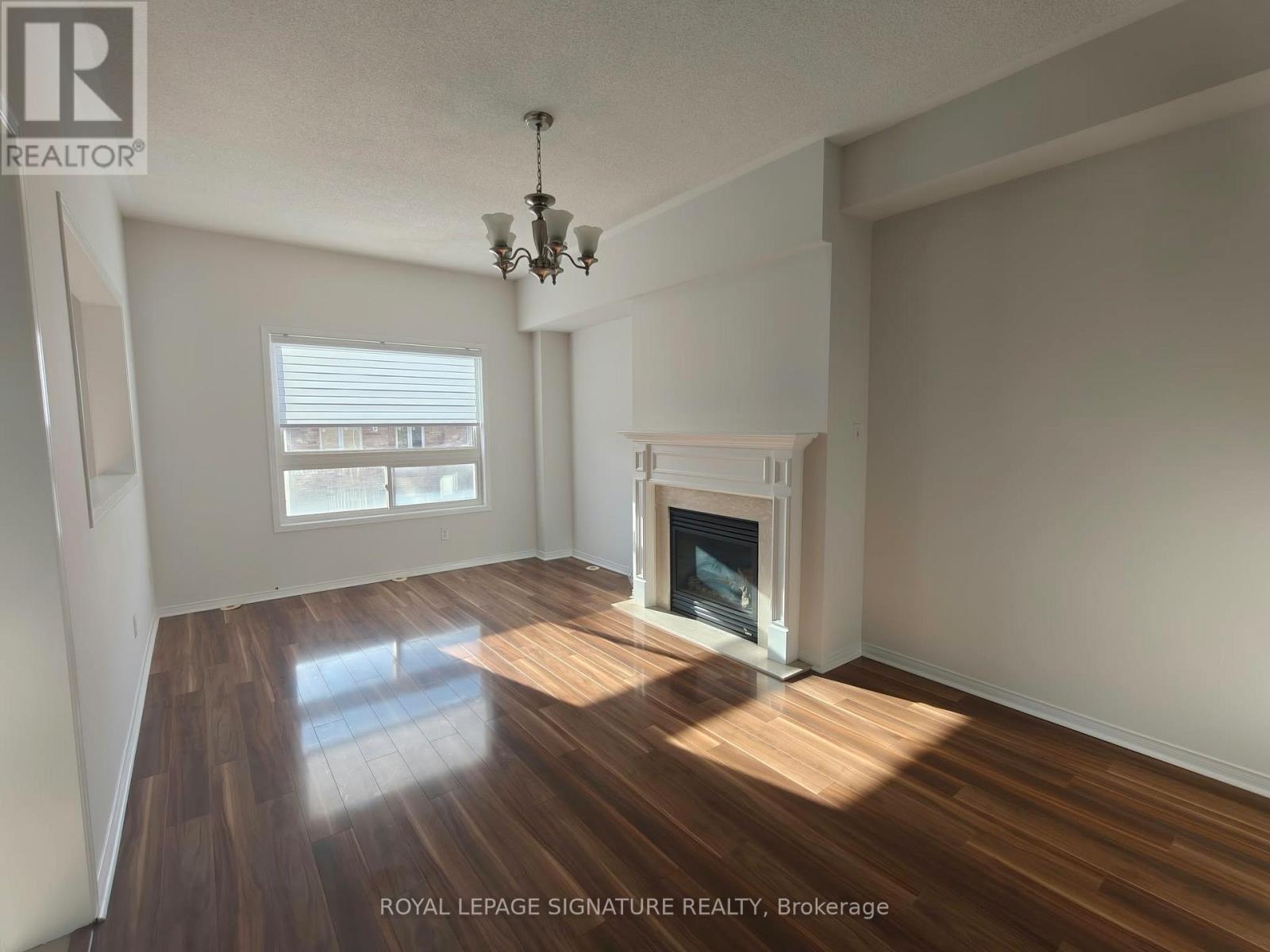 6602 Opera Glass Crescent, Mississauga, Ontario  L5W 1R8 - Photo 9 - W14125172