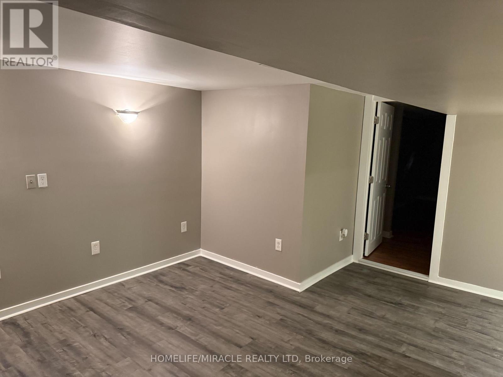 Basement - 145 Barrie Avenue, Oshawa, Ontario  L1H 2L4 - Photo 3 - E14122830
