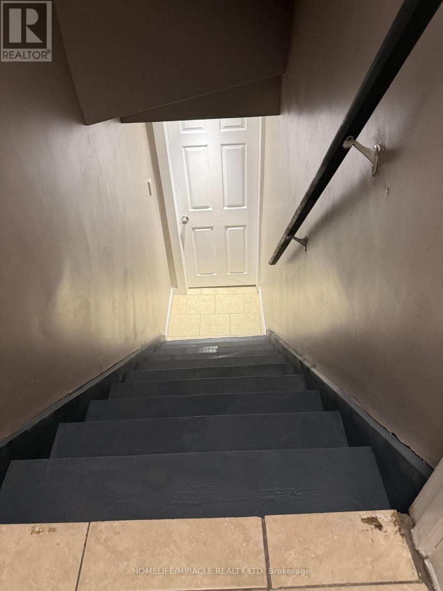 Basement - 145 Barrie Avenue, Oshawa, Ontario  L1H 2L4 - Photo 2 - E14122830